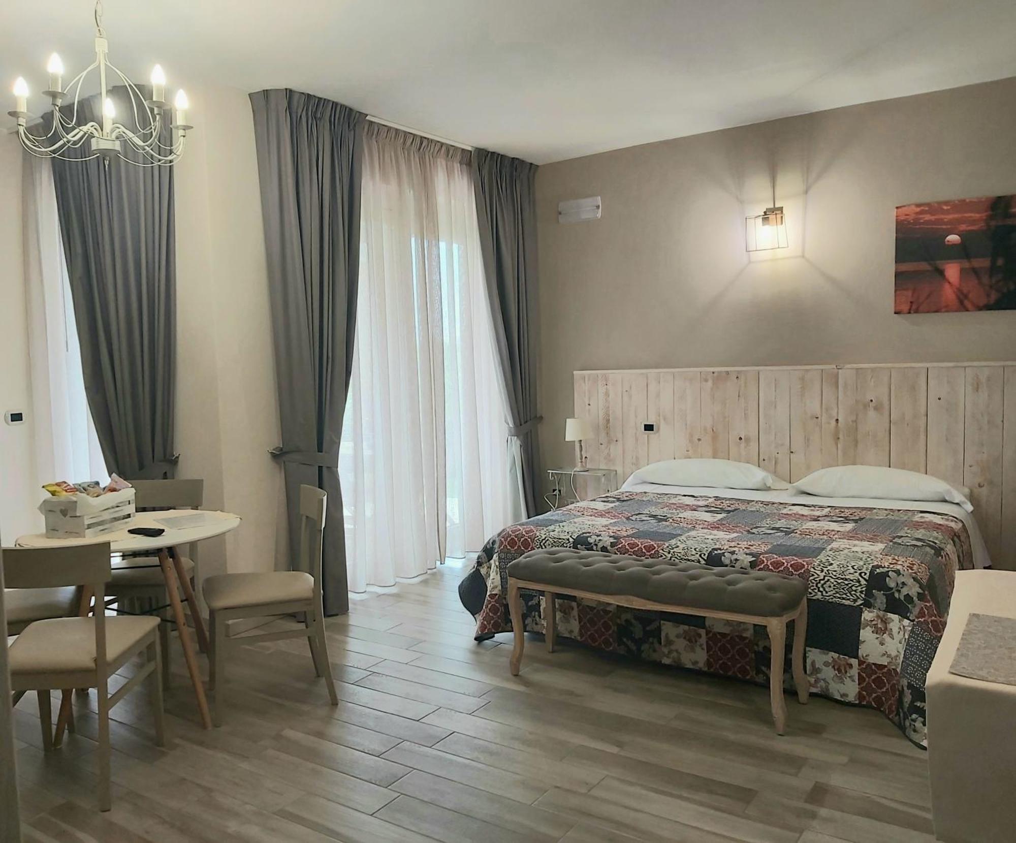 Villa Poggio Bardolino Værelse billede
